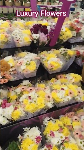 Luxury Flowers 🌹 at Tesco fresh & cheap #shopwithme #mothersday #shopping #mothersdaygiftideas