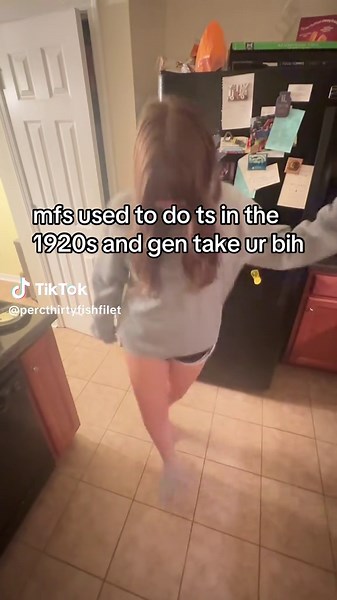 Exploring 1920s Charleston Romance Trends