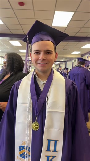 ¡Celebra mi graduación de NSULA! 🎓