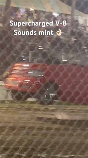 Supercharged V-8 Sounds mint 👌🏻 #automobile #truck #tractorpulling #trending #explore #boost #tubo