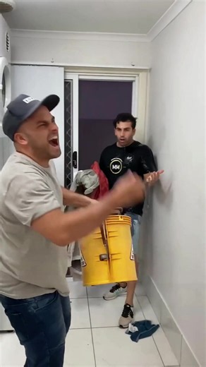 Prank 😂😂😂#scareprank #foryou #joke #funnyvideo #viiralvideo | pranks