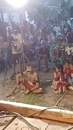 Cemek nonton ketoprak e dewe. 🤣😁😊 ketoprak SISWO BUDOYO #siswobudoyo #ketoprak #ketoprakpati