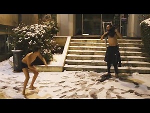 GROSSE BATAILLE DE NEIGE AVEC MOMO DANS LA RUE A 5H DU MATIN