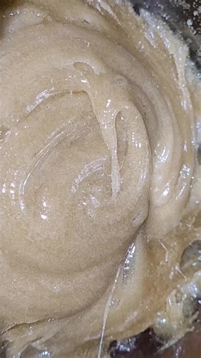 Sour Banana Sherbert 😖🍌Melt waves 🌊 WPFF / 90u / 1st wash / Melt 💧 This Gal has the Grease. Soft to start... Soft to finish. Proper viscosity for preferred cured texture. She will make Bubble Cream 🤌