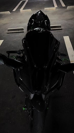 Kawasaki Ninja H2とH2Rの魅力