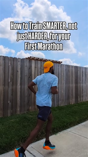 Training for your first marathon? 👟 Most beginners train harder instead of smarter and that’s how burnout and mid-race blowups happen. Here are 3 pillars to focus on: 1️⃣ Prioritize Recovery Days Your body gets stronger during recovery, not the run. Rest days, sleep, mobility, and light cross-training prevent burnout and help you actually absorb the training. 2️⃣ Use Long Runs to Practice Fueling AND Pacing Long runs are race rehearsals. Practice carb timing, hydration, and steady pacing so you