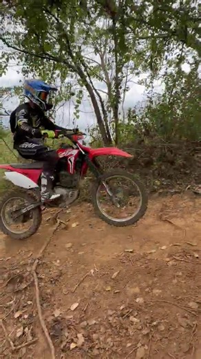 Endurocross Skills for Trail Bikes: XR200 vs CRF230