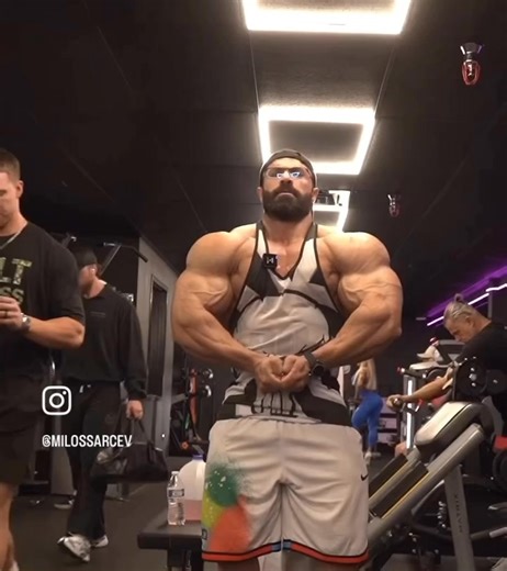 Bodybuilders News Behrooz Tabani IFBB pro new Today video update Road To Olympia #muscles #bodybuilding #gym #makegreatthebodybuildingagain #workout #culturismoitaliano #bodybuilder #bb212lbs #classic #ifbbpro #olympia | Culturismo Italiano