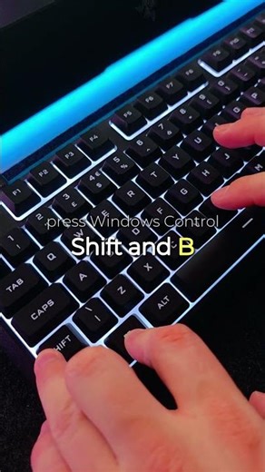 Fix Screen Freezes Without Restarting Your PC #pcshorts #windows #pcsettings #windowstips #pc