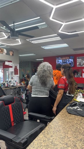 Barber training at Trendsetters Barber and Brauty College 9120 Perrin Beitel rd San Antonio Texas 78217. | Reggie N Wendy