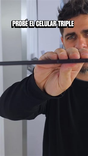 🔥 ¡AL FIN! PROBÉ EL CELULAR TRIPLE 📲 Me encantó. Tablet cuando quiero y celular cuando tengo que transportarlo o estoy en la calle. Las claves para mí: - Se siente SÓLIDO. - Expandido su pantalla es LITERAL una tablet - Lo usaría todo el tiempo desplegado para ver videos, escribir textos, editar. PRODUCTIVIDAD TOTAL. - Es FINO (teniendo en cuenta sus 3 pantallas) y me resultó cómodo en el bolsillo. Ni te digo en un saco. Te gustó? Para que lo usarías? Pude probarlo en una sesión exclusiva en L