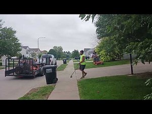 Extremely Loud 2017 Scag V-Ride 36" mowing (8-1-23)