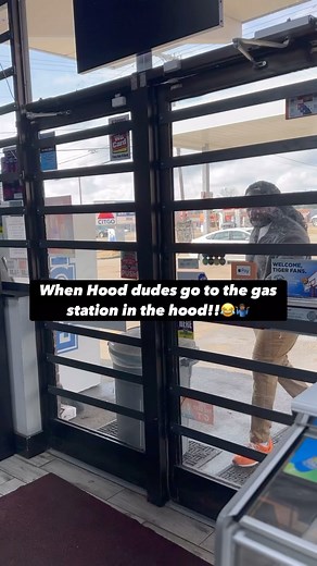 10K views · 8.1K reactions | When you rise from the hood and make a trip back!! Throw back!! The video that cost me my job!! #reels #reelsinstagram #reelsvideo #reelsfb #fbrels #reelsviral #viral #viralreels #hood #hoodskit #reality #YeahDoe | Dexter Mims Jr. | Facebook