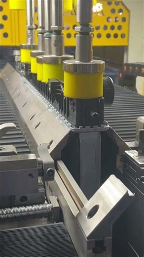 Heavy Truck Radiator Crimping Process | Inside a Radiator Manufacturing Factory#radiator