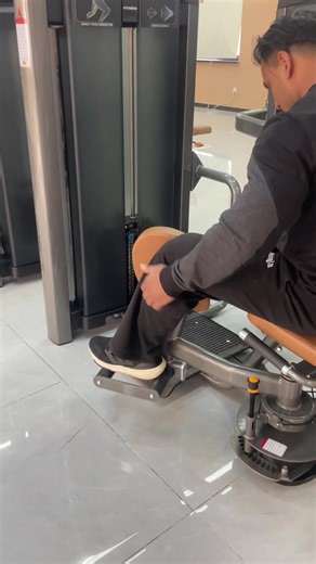 Looking for a reliable source direct wholesale gym equipment factory? Want to customize your own brand? Gym Wealth-YINQIAN FITNESS China is definitely your best choice! 👍🏻 High-quality fitness equipment 🏭 24 years of manufacturing experience 🚀 380,000 square meter production facility 🔥 Exporting to countries worldwide 🔥 Professional technical team, sales team, and after-sales team 🔥 Free layout design www.yinqianfit.com 📲 8618888394331 ✉️ Laura@yinqianfit.com Comment 1 to receive a compl