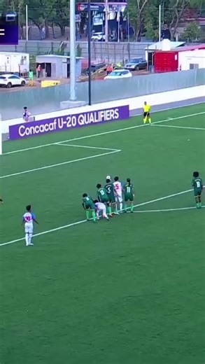Eddy Williams with the no look penalty conversion after confusing the goalkeeper with his run up!! | Football Federation of Belize - FFB
