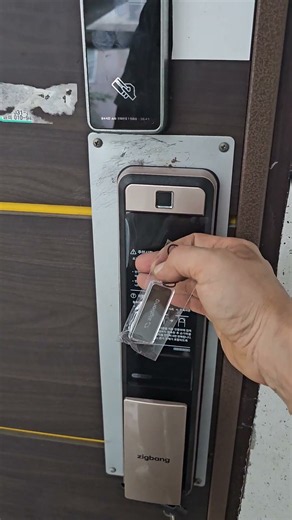[의정부 가능동 열쇠] 빌라 출입이력 확인 가능한 무선 스마트 도어락 직방 SHP-DP960 시공후기