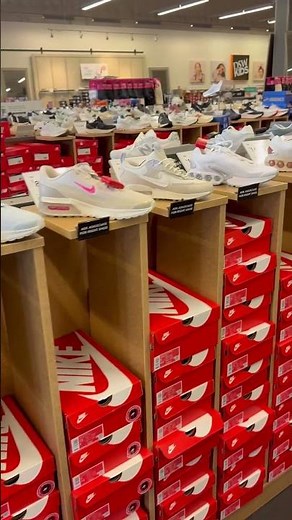 DSW designer shoe 👟 store