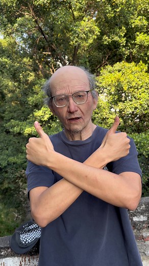 A perfectly accurate silicone mask that mimics an old man.#siliconemask #halloweenmask #cosplay #masks #realistic