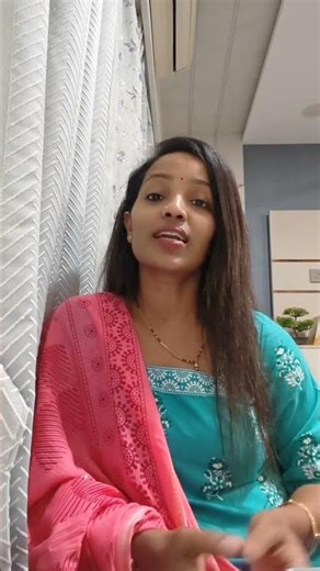 ही गोष्ट तुमच्या teenager सोबत करत असाल तर ती थांबवा.