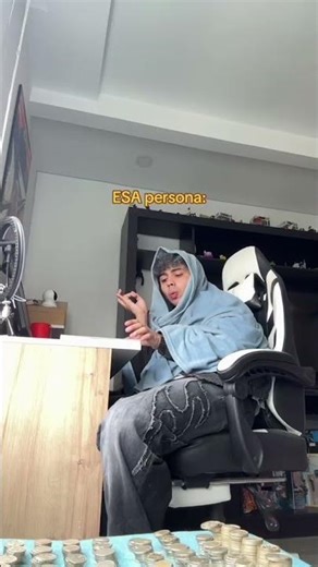 This is what NOT NORMAL people do 😳😅 | SoyBANS #shorts #youtube