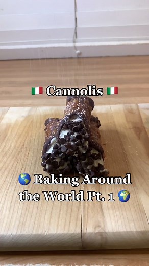 Homemade Italian Cannoli Recipe