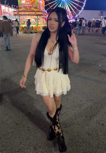 Rodeo Fun with Pretty Faced Jamie