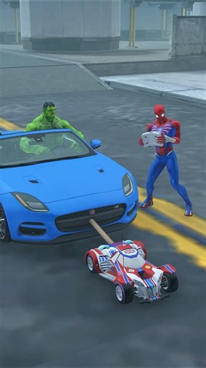 GTA V: Spider-Man vs Hulk Which car is the strongest?