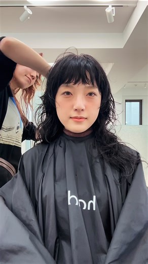 anna | cut perm 癖毛もすきですが くりっくり、ぷりっぷりの質感もだいすきです！ はじめてのperm 不安がないよう、丁寧に説明します✨ kidsと共に🫂 @37isss @azu_hodos | Instagram