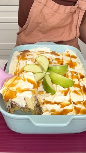 246K views · 1.1K reactions | Fall time favorite Elaine uses a Sara Lee poundcake with apple pie filling to creat a delicious fall treat. | Elaine Carol’s Kitchen | Facebook