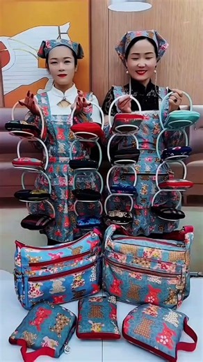 231K views · 1.2K reactions | Comment for link 朗️ foldable backpack #foldablebackpack #travelgadgets #portablebag #smartliving #lightweightbag #budgetfinds #trendingproducts #travelgear #viralproducts #dailyessentials | Gadget Smasher | Facebook