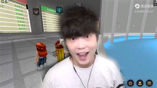 Roblox怪兽灾难模拟器 我们在参天巨兽的口水下苟且偷生