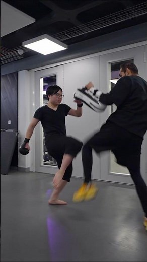 Feint to Win: Trick Your Opponent Every Time 🔥 #kickboxing #karate