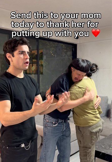 Mándale esto a tu mamá hoy para darle las gracias por aguantarte toda la vida ❤️ @Aaron Mercury #olivertree #aaronmercury