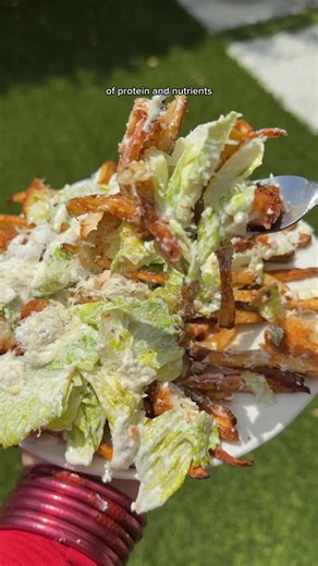 liv carbonero on Instagram: "The best combination 🍟🥗❤️‍🔥[~335 cals 32g protein] - Find my cookbooks in my bio 👀💖 - ✰ 1 medium potato - Cajun seasoning ✰ 4 oz real good chicken nuggets ✰ 1 cup lettuce ✰ Caesar dressing (1/4 cup (56g) 0% Greek yogurt, 2 tbsp (30g) lemon juice, 2 tsp (6g) garlic powder, 1 tsp (1g) oregano, 1 tbsp (15g) Parmesan, 1 tsp (5g) Dijon mustard, 1/4 tsp (1g) anchovy paste (optional), salt&pepper) ✰ additional Parmesan for topping (optional) 1. Cut potato into fry shap