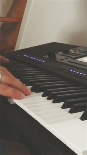 Arpegios Yamaha psr SX700 #music #creative