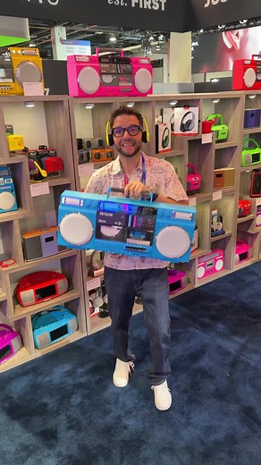 Nuevos productos Aiwa retro en CES 2025