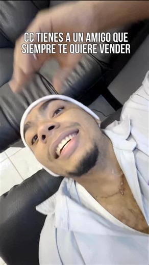 Inter Scape | Agencia de Viajes Cali on Instagram: "Etiqueta ese amigo que siempre te quiere vender 😂😂😂 nuestros asesores siempre están pendientes de ti 😅😅"