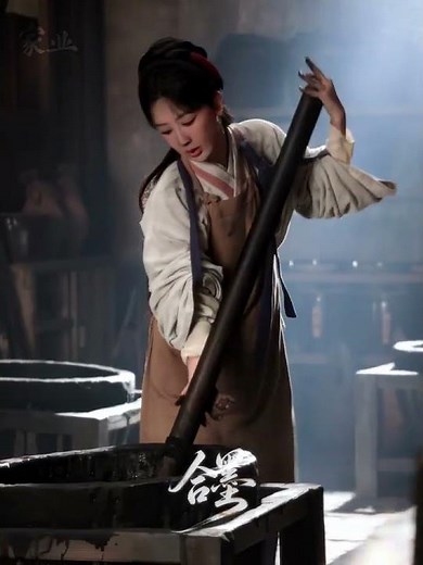 Inheriting ancient craftsmanship #TheHeir #YangZi #家业 #杨紫