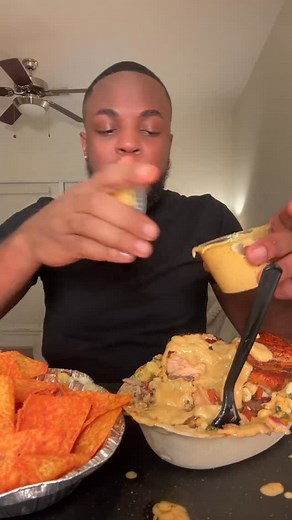 MUKBANG | ASMR | FOOD on Instagram: "😍 Follow us @t1meeat 📹 The video is from @1lavell111"