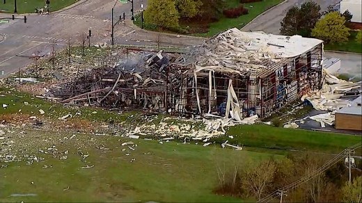 4 injured in Illinois factory explosion