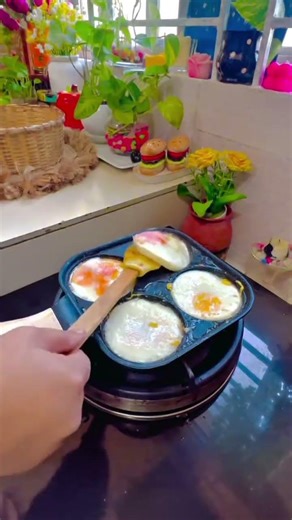 #electronicmusic #techno #rave #music #gardening #ihavethisthingwithplants