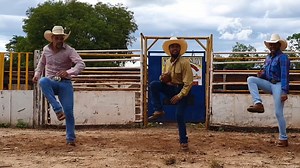 33K views · 3.3K reactions | Alguns dos meus melhores momentos com amigos Compilation Cowboys e Cowgirl Country Dance Parte 2 鸞 Mais vídeos no meu canal do YouTube: https://www.youtube.com/warleioliveiraoficial | Warlei Oliveira | Facebook