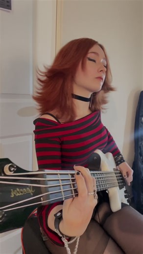 🔫🌹 ig: adubasss & electrifyrockband #gnr #welcometothejungle #basscover #bass #fyp