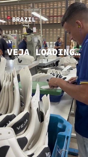 Do you know how VEJA sneakers are made? Follow us in our factory in Brazil🇧🇷 #vejasneakers #veja #howwemade #vertshoes