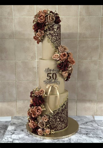 Exquisite Wedding Cakes by Caketasia