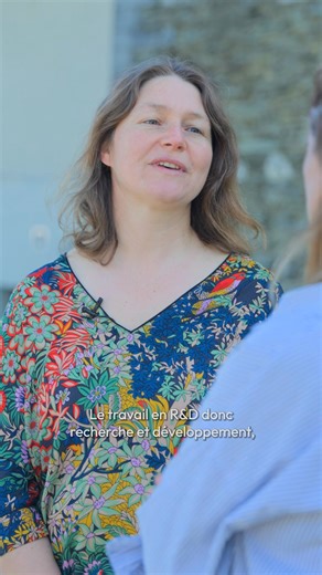 361 reactions · 7 comments | 北 Oui, le goût et la texture de nos produits au lait #Bio peuvent varier selon la période de l’année, et c’est normal ☺️  Carine, chef de projet recherche et développement nous explique pourquoi. | Vrai - Laiterie bio familiale | Facebook