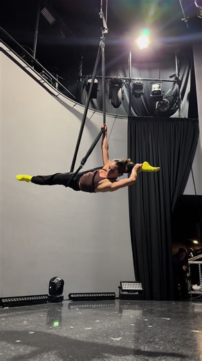 Building Confidence on the Trapeze | Aerial Dance Experience