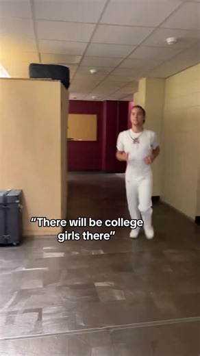 University of Alabama Crimsonettes Band Performance