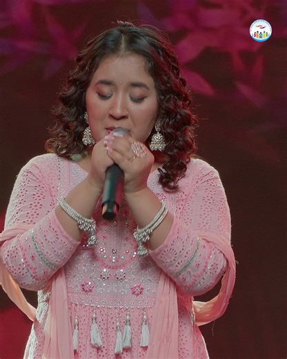 🎬 Watch the full performance – https://youtu.be/xQVG_g9J3LA 🎙️ JUNU PRASAI delivers “Timro Mayale Badhhera”, originally sung by Ashmita Adhikari. With lyrics by Rabi Malla and music by Birat Kadariya, Junu’s performance melts hearts in this romantic celebration. #RomanticHits #MeroVoiceUniverseSeason2 #IntraNationalFoundation #MyIntraApp | Mero Voice Universe